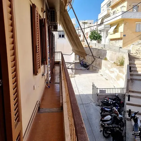 Syros 41 * Эрмуполис